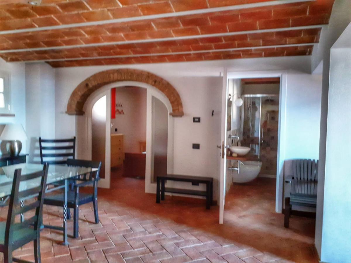 Dimora Degli Angeli Villa Chianni Bagian luar foto